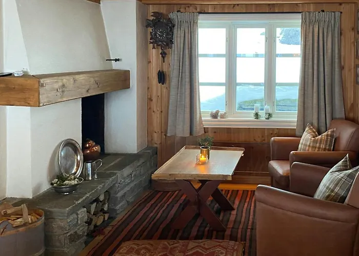 Traditional In With Stunning Nature Semesterbostad *